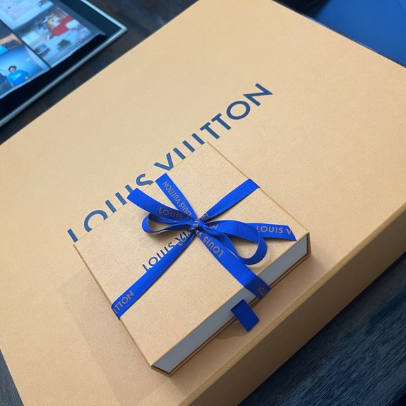 Louis Vuitton On The Go GM -Black - Picture 2 of 4